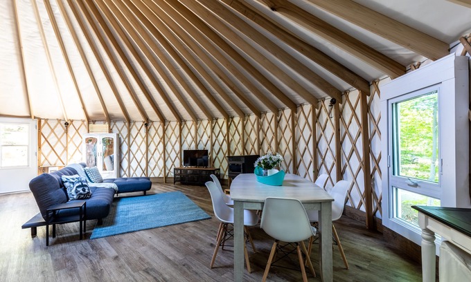 Notre-Dame-du-Laus Ski Chalet | Bright Oceanfront Escape at L'Orignal Luxury Yurt