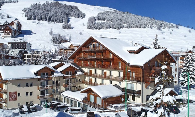 Les Deux Alpes Apartment | L'Ours Blanc by Interhome
