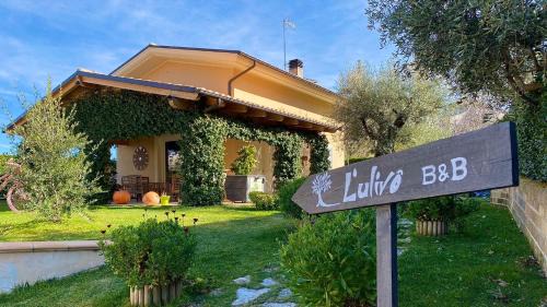 Torricella Sicura Bed & Breakfast | Exceptional Stay at L' Ulivo Bed & Breakfast with Amenities