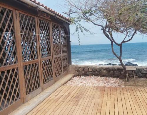 Sao Vicente House | Oceanfront Getaway at L2B - São Vicente with Breakfast