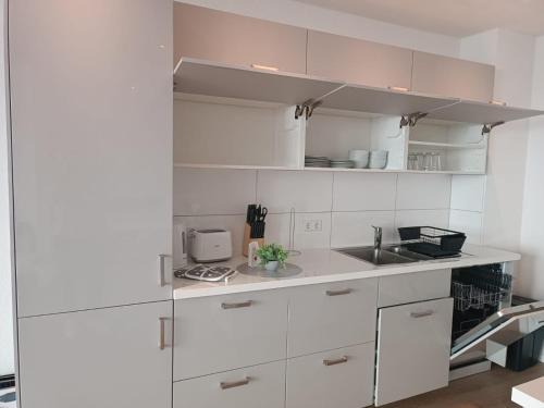 Pforzheim Apartment | Family-Friendly Stay at L8 Street - Gneisenaustraße 9