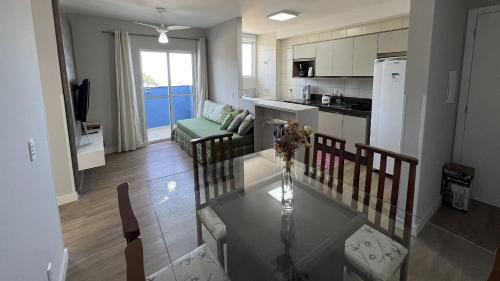 Penha Apartment | Budget-Friendly Vista Mar with Pool Near Beto Carrero