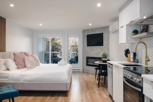 Mont-Tremblant Village Apartment | Elegant LAÖ Loft Tremblant #106 with Hot Tub & Ocean View