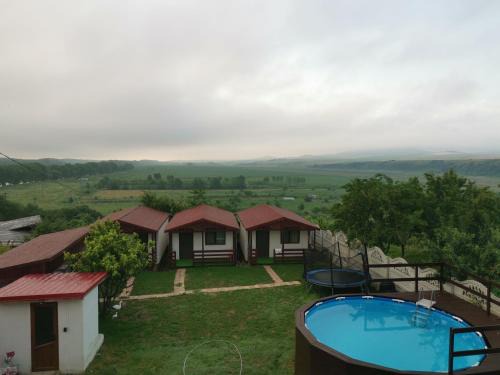 Nufaru House | Unforgettable Stay at La 3 Casute with Pool & Hot Tub