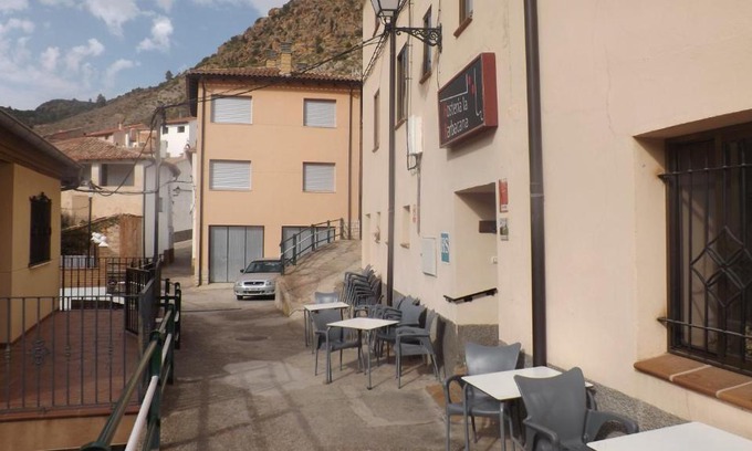 Tramacastiel Hotel | Experience Comfort at La Barbacana - Family-Friendly Amenities