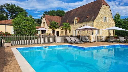 Montfort Bed & Breakfast | Discover La Barde Montfort: Your Ideal Retreat Near Sarlat