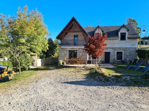 Saint-Sauveur-de-Peyre Apartment | Nature Retreat: Family-Friendly Getaway in the Great Outdoors