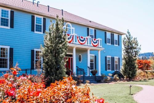 Dundee Bed & Breakfast | Experience La Bastide Bed and Breakfast with Top Amenities