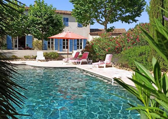 Rognes Bed & Breakfast | Relax at La Bastide de Cocagne - Poolside Retreat Awaits