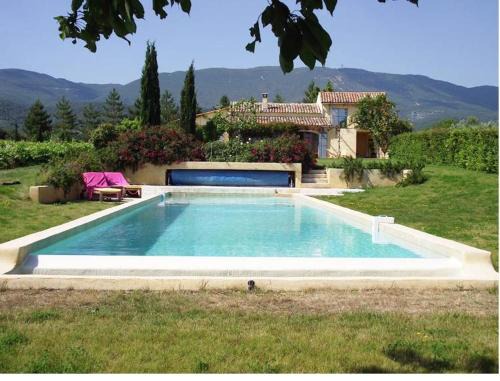 Cucuron House | Relax at La Bastide des Vasses with Oceanfront Pool Access