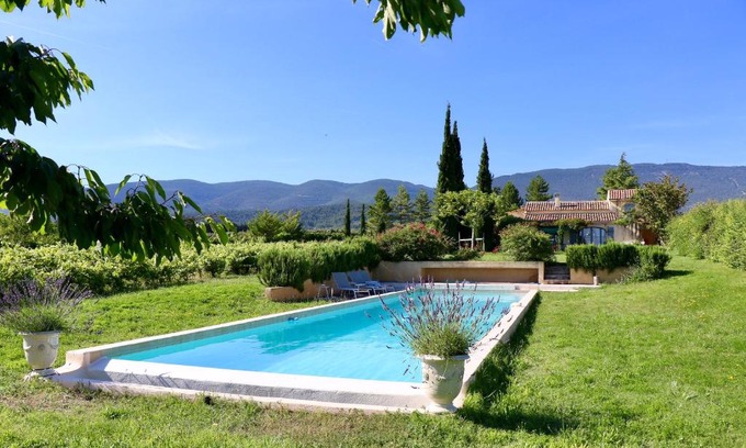 Cucuron House | Experience Oceanfront Bliss at La Bastide des Vasses Loft