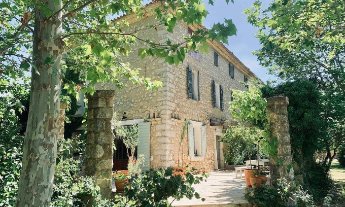 Saint-Julien House | Discover La Bastide: Pet-Friendly Retreat with Spa Access