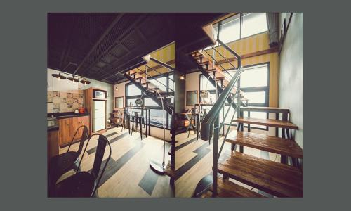 Andeok House | Relax at La Beaute Jeju Pension: Family-Friendly Retreat