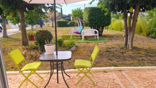 Ales Apartment | Pet-Friendly Retreat at La Bedosse - Rated 9/10 by Guests