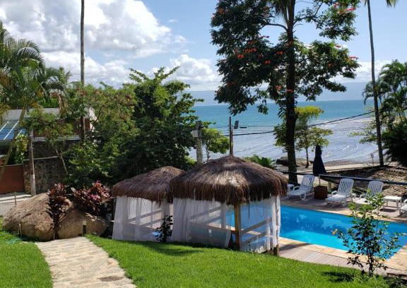 Ilhabela House | Experience Oceanfront Comfort at La Bella Suítes