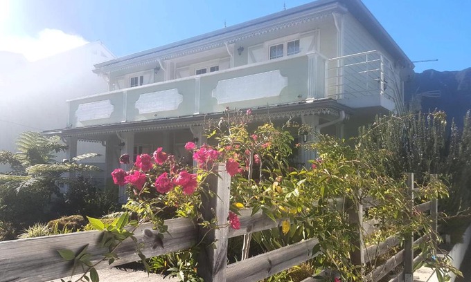 Cilaos Apartment | Exceptional La Belle Créole with Kitchen & Accessibility