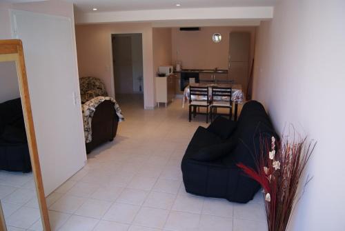 Laroche-Saint-Cydroine Apartment | Pet-Friendly Apartments in France with Top Amenities