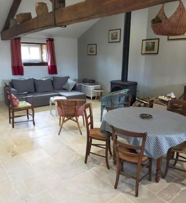 Marnay House | Discover Family-Friendly Comfort at La Bergerie de Genouse