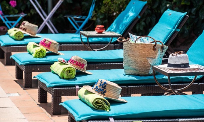 Pennautier Bed & Breakfast | Oceanfront Bliss at La Beytina - B&B and Apartment
