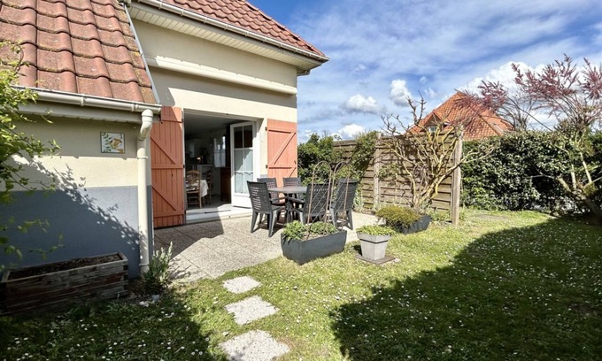 Le Crotoy House | La Bignone: Oceanfront Retreat for 6 in Le Crotoy