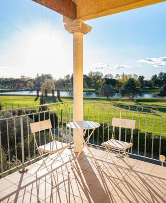 Vedene Apartment | Unwind at La Blanchère with Golf Views and Family Amenities