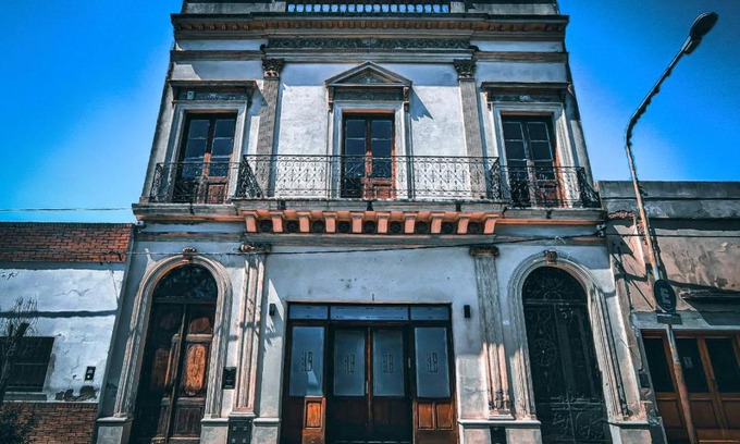 Chascomus Hotel | Discover La Botica de 1852 - Pet-Friendly Retreat, Rated 9.8