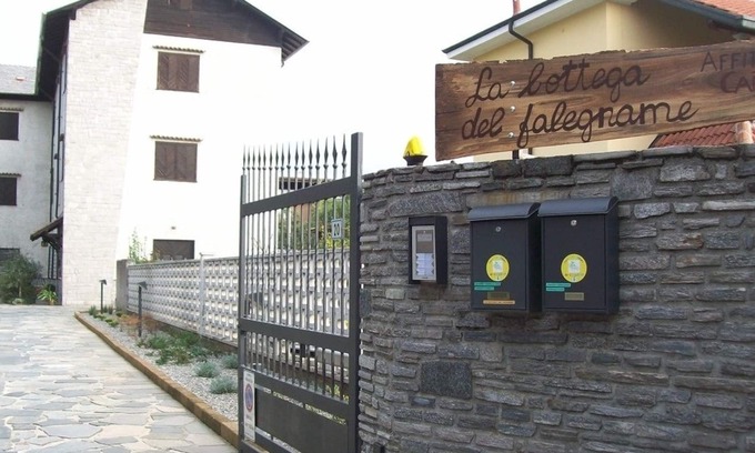Vanzaghello House | La Bottega del Falegname