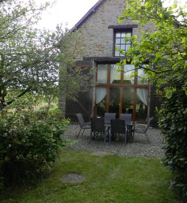 Bazouges-la-Perouse House | Family-Friendly Escape at La Boucharderie - Rated 8.8/10