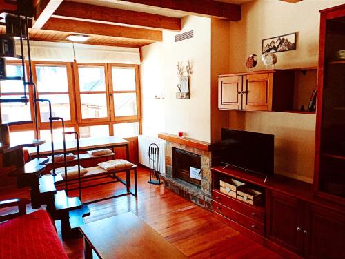 Esterri D'Aneu Apartment | Discover La Bruna de Esterri: Pet-Friendly & Family-Oriented