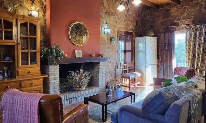 Hornachuelos House | La Buganvilla: Relax Amidst Olive Groves & Family-Friendly