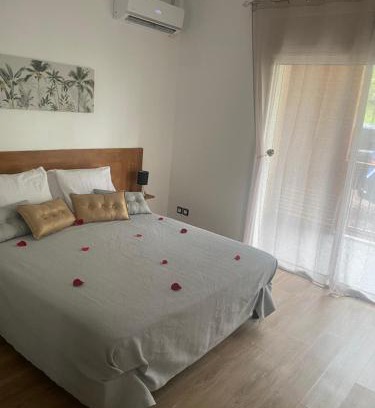 Etang Sale Les Bains Apartment | Relax at La bulle dans le sable: Rated 9.2 with Spa & Hot Tub