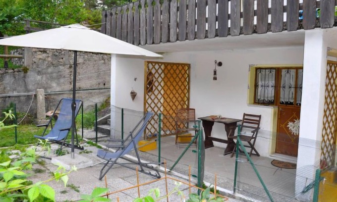 Masare Apartment | Pet-Friendly Retreat at La Busa with Lake Views & Spa