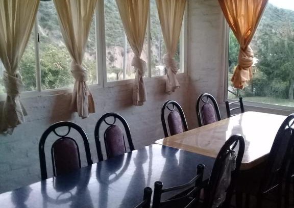 Las Vegas Ski Chalet | Discover Family-Friendly Comfort at La Cabaña de Miguel Angel