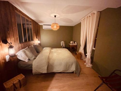 Moussy Bed & Breakfast | Discover LA CABANE AFFRANCHIE: Rated 9.1/10, Family-Friendly