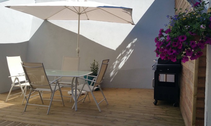 Fecamp Cottage | Explore La Caloge: Oceanfront Gite in Fécamp, 10/10 Rated