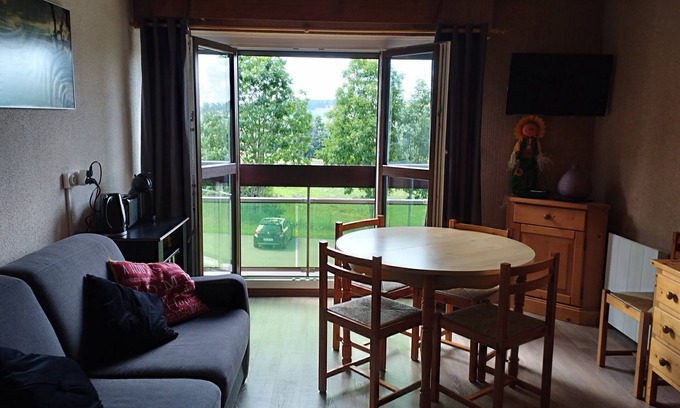 Metabief Apartment | Enjoy La Campagnarde: 9.8 Rated with Pool & Free Wi-Fi