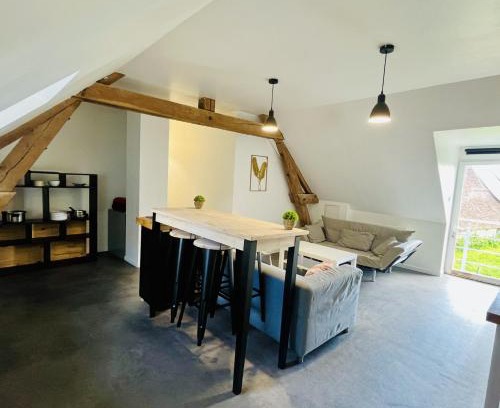 Monnaie Apartment | Idyllic Getaway: La Campagne Près de la Ville Awaits