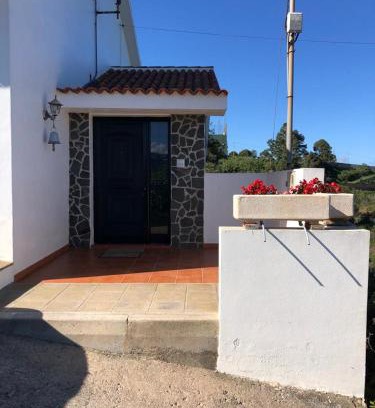 La Guancha Apartment | Family-Friendly Retreat at La Campana de Arriba - Rated 9.1