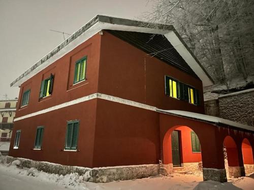 Terminillo Apartment | Discover La Cantoniera dei 18: Pet-Friendly Retreat