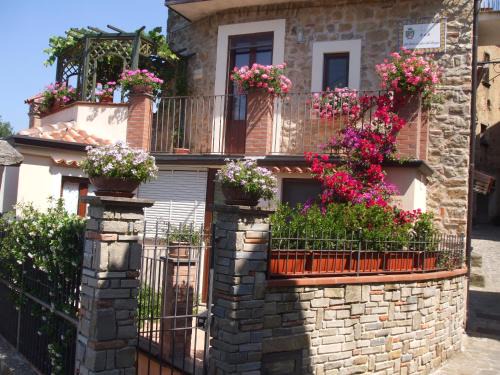 Vallo della Lucania Bed & Breakfast | Discover La Casa al Piccolo Borgo: Guest Rated 9.3/10