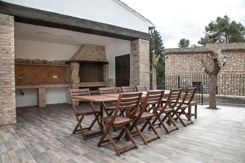 Alarcon House | Family-Friendly Retreat at La Casa de Alarcón - 4 Star Escape