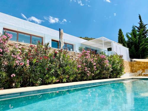 Carataunas Villa | Idyllic La Casa de Cristal - Alpujarra Oceanfront Retreat