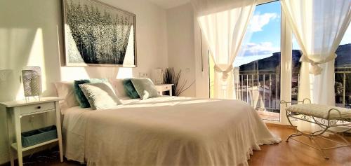 Fuentetoba House | Pet-Friendly Retreat at LA CASA DE FUENTETOBA - 9.6/10