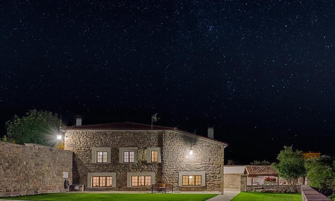 Villar Ski Chalet | Oceanfront Retreat at La Casa De Los Pedros - Pet Friendly!