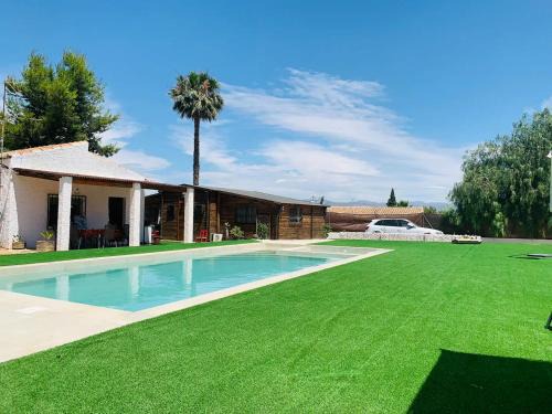 Orihuela House | Experience Oceanfront Bliss at La Casa de Madera