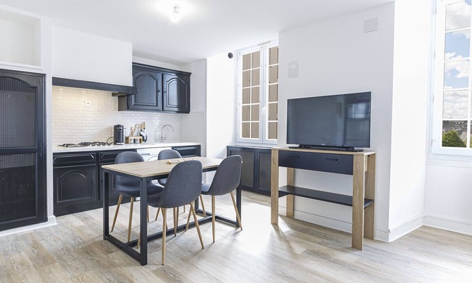 Laval Apartment | Discover La Casa de Mat - Cozy Apartment with WIFI Access