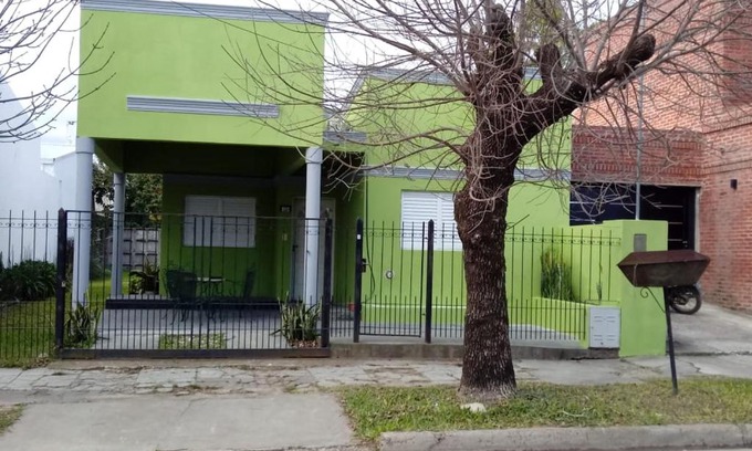 San Jose House | Pet-Friendly Retreat at La Casa de Norma - Rated 10/10