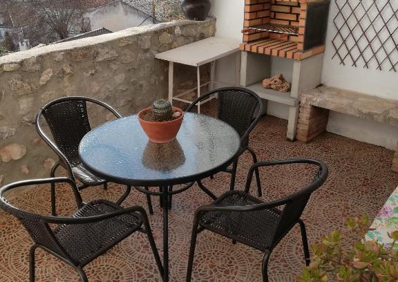 Tozar House | Pet-Friendly Retreat at La Casa de Tento - Rated 9.4/10