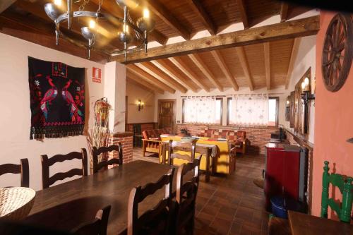 Fuente el Sauz House | Discover La Casa del Abuelo Simón with Oceanfront Views