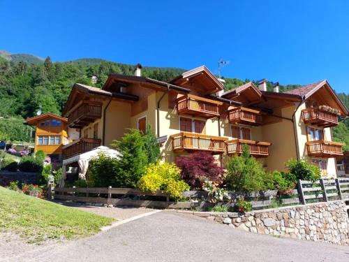 Monclassico Apartment | Discover La Casa del Core: Pet and Child Friendly Retreat